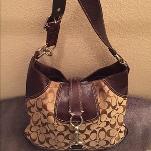Hobo style Coach purse